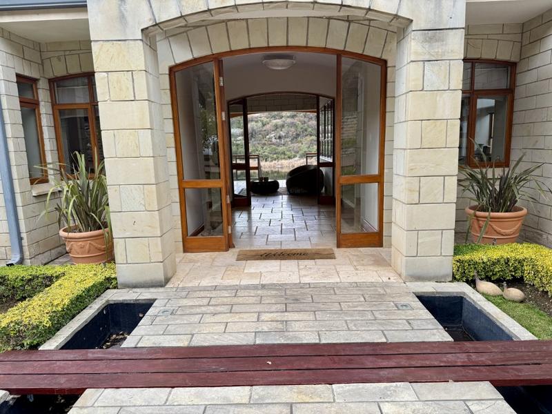 5 Bedroom Property for Sale in Clarens Free State